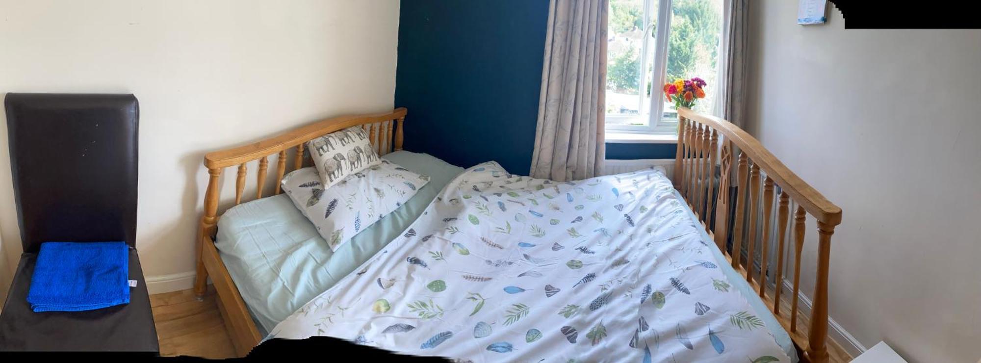 Private Lovely Double Bedroom Homestay *